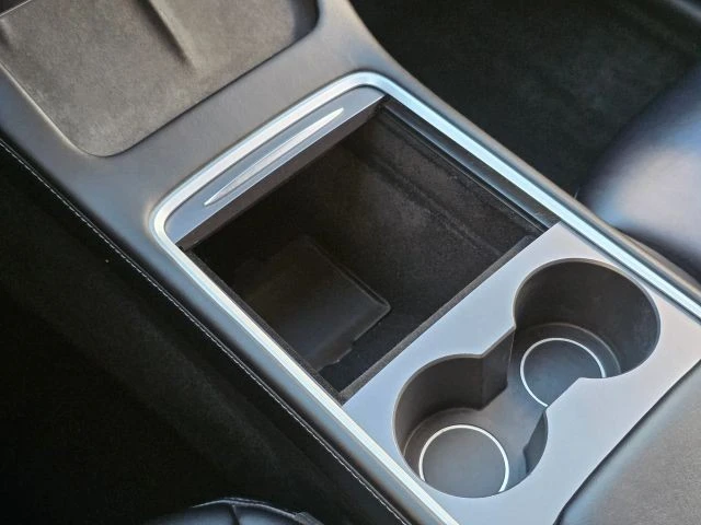 2022 Tesla Model Y Performance - Image 21 of 21
