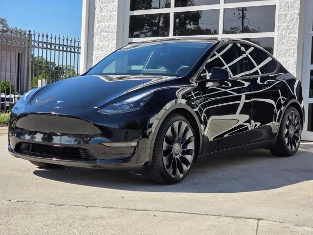 2022 Tesla Model Y Performance - Image 9 of 21