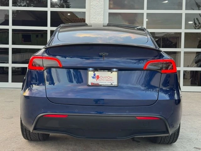 2022 Tesla Model Y Performance - Image 13 of 21