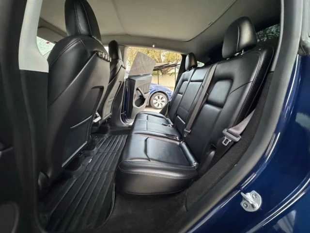 2022 Tesla Model Y Performance - Image 15 of 21