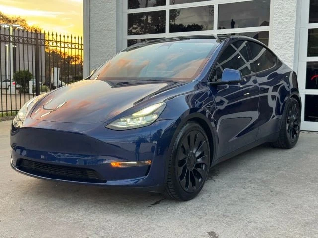 2022 Tesla Model Y Performance - Image 7 of 21