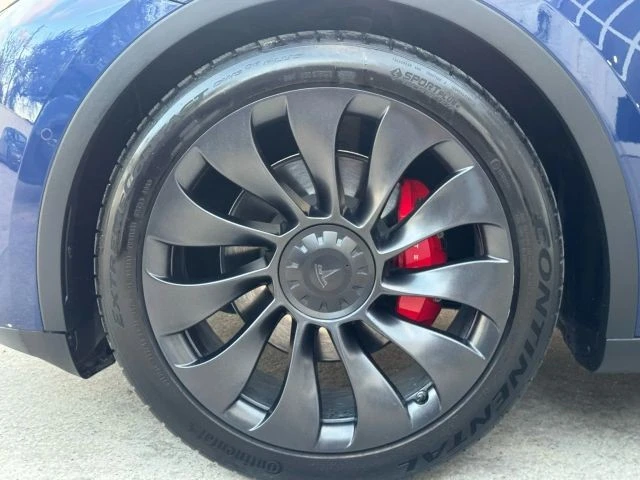 2022 Tesla Model Y Performance - Image 19 of 21