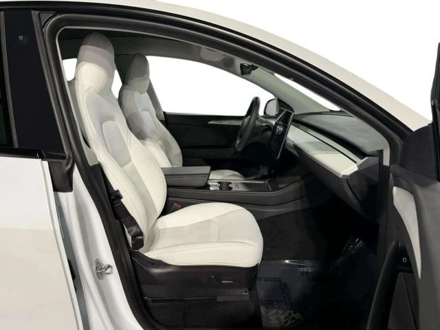 2022 Tesla Model Y Performance - Image 12 of 12