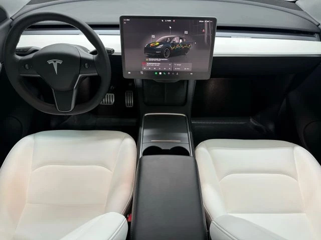 2022 Tesla Model Y Performance - Image 2 of 12