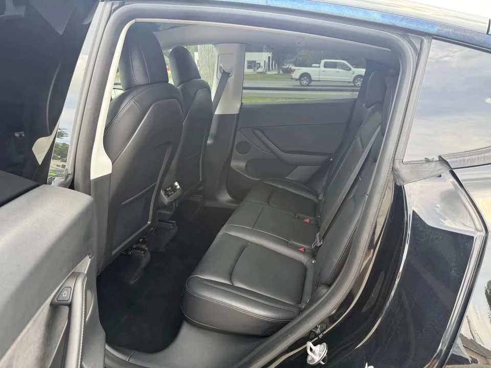 2022 Tesla Model Y Performance - Image 10 of 20