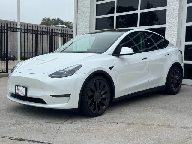 2022 Tesla Model Y Performance - Image 7 of 21