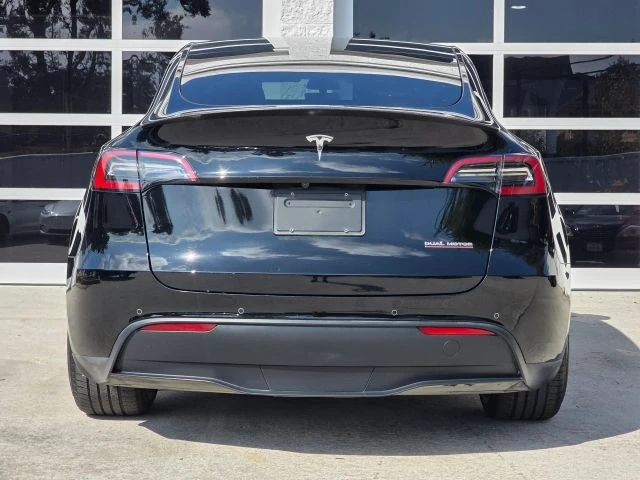 2022 Tesla Model Y Performance - Image 6 of 21