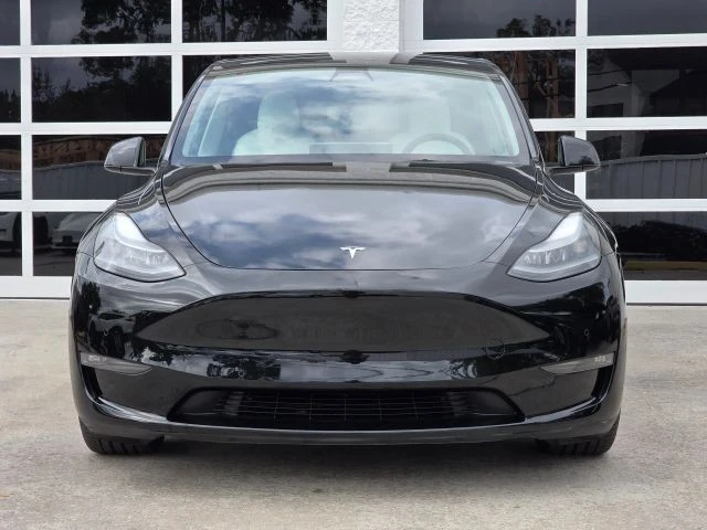 2022 Tesla Model Y Performance - Image 13 of 21