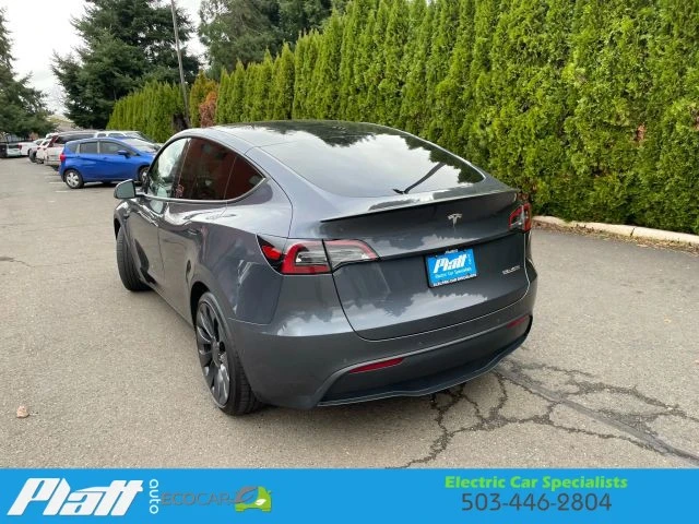 2022 Tesla Model Y Performance - Image 10 of 21