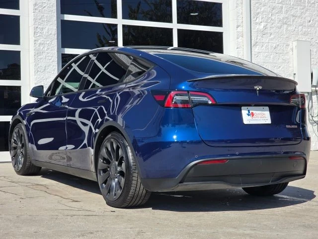 2022 Tesla Model Y Performance - Image 8 of 21