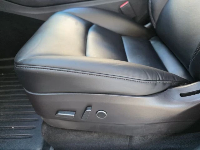 2022 Tesla Model Y Performance - Image 19 of 21