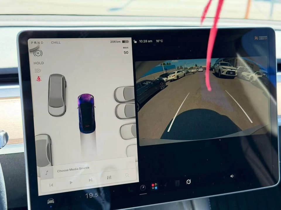 2022 Tesla Model Y - Image 20 of 20