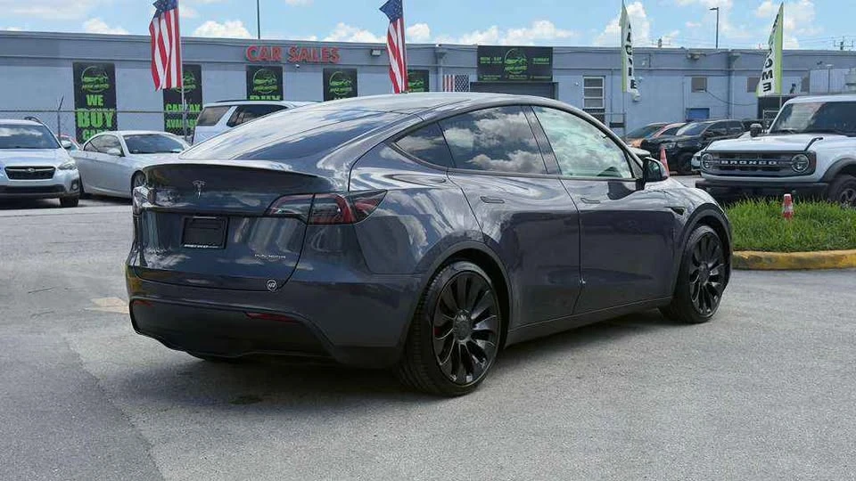 2022 Tesla Model 3 - Image 5 of 14
