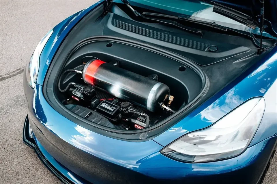 2022 Tesla Model 3 Performance - Image 8 of 9