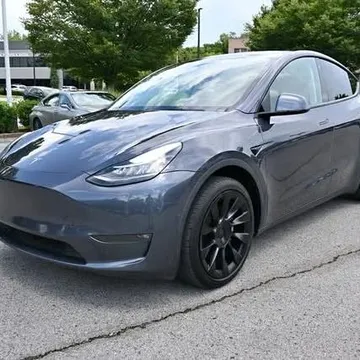 2022 Tesla Y Long Range