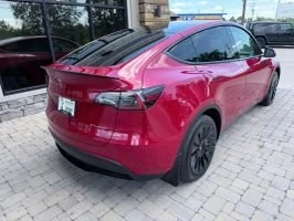 2022 Tesla Model Y - Image 4 of 6