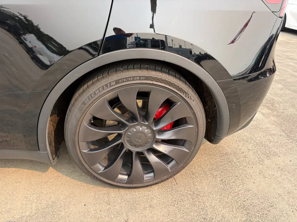 2022 Tesla Model Y Performance - Image 6 of 15