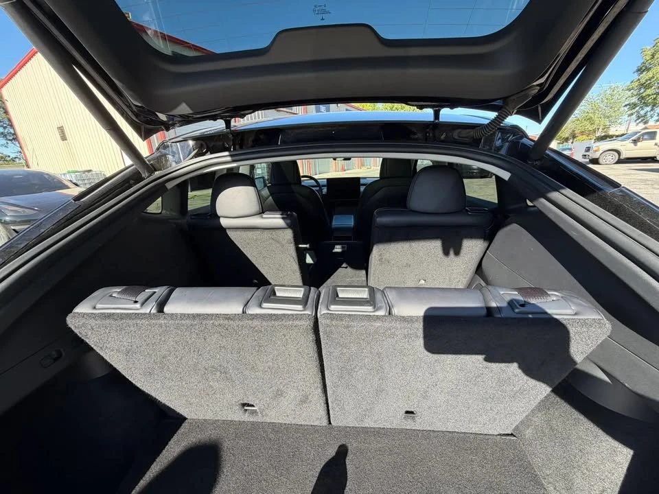 2022 Tesla Model Y - Image 5 of 11
