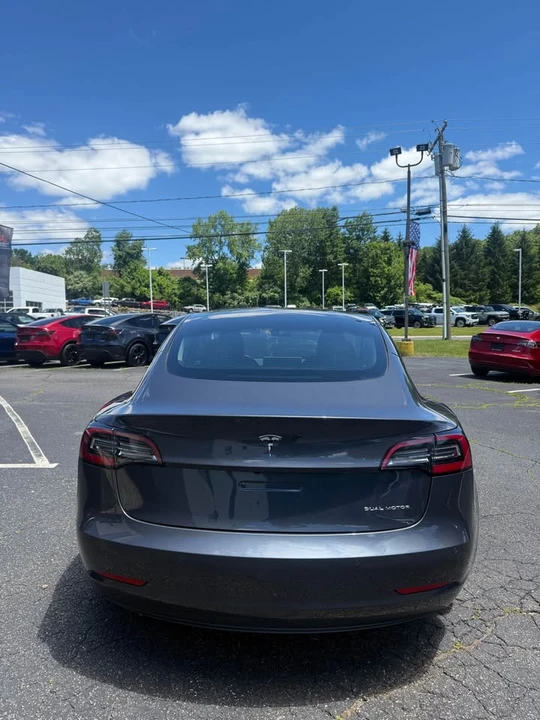 2022 Tesla Model 3 - Image 4 of 7