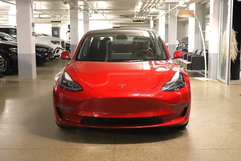 2022 Tesla Model 3 - Image 2 of 15