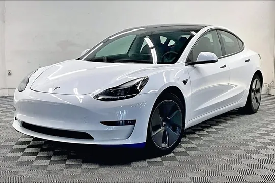 2022 Tesla Model 3 Long Range