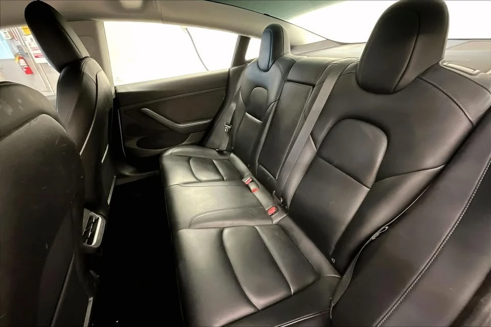 2022 Tesla Model 3 - Image 7 of 14