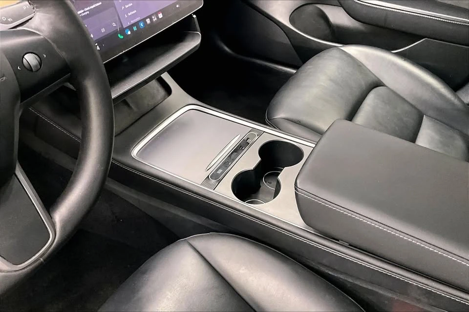 2022 Tesla Model 3 - Image 4 of 14