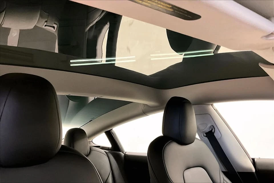 2022 Tesla Model 3 - Image 11 of 14