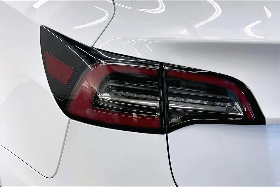 2022 Tesla Model 3 - Image 6 of 14