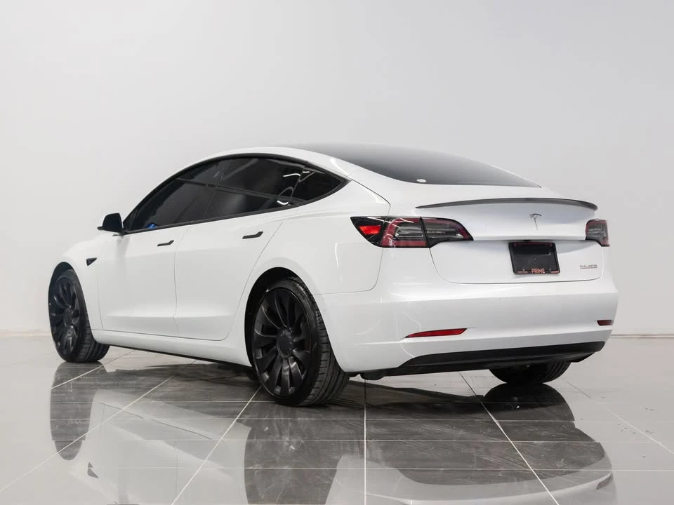 2022 Tesla Model 3 Performance - Image 2 of 13