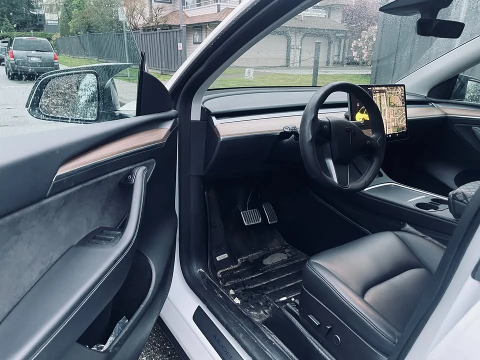 2022 Tesla Model Y - Image 17 of 20