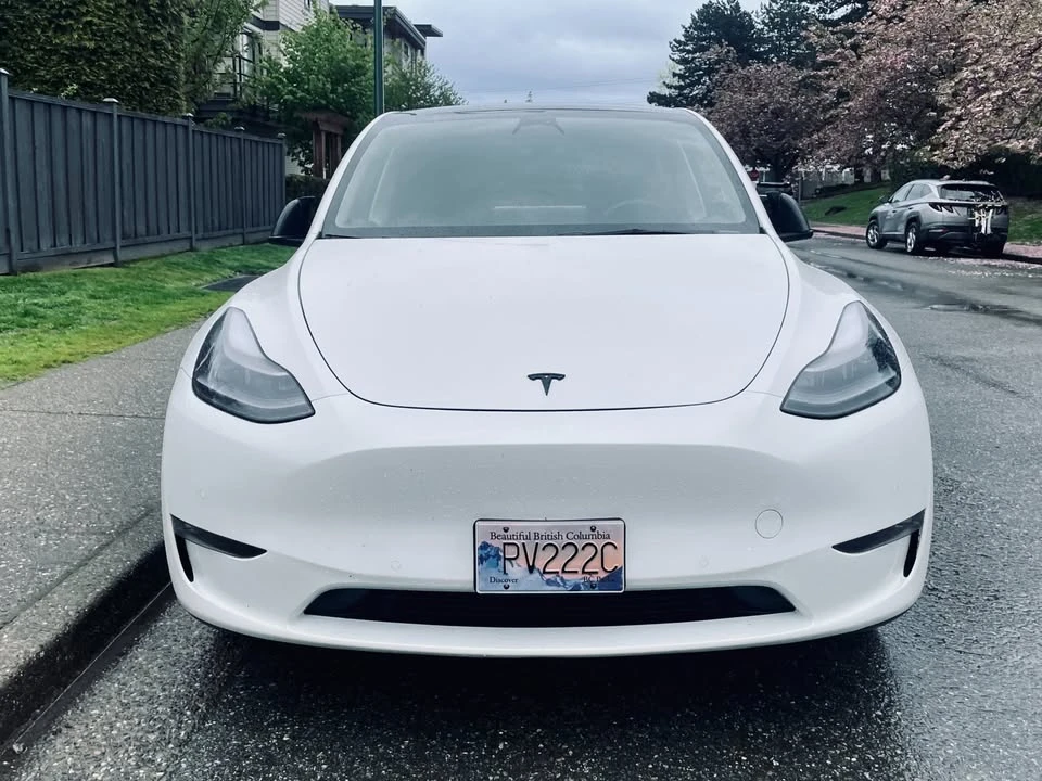 2022 Tesla Model Y - Image 16 of 20