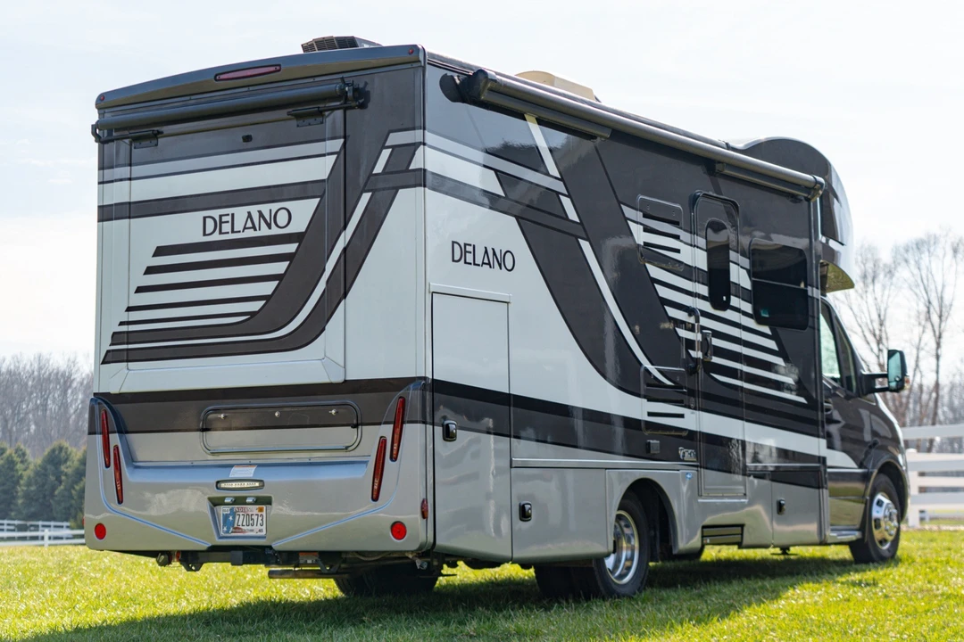 2022 Mercedes-Benz VS30 Sprinter - Image 2 of 8