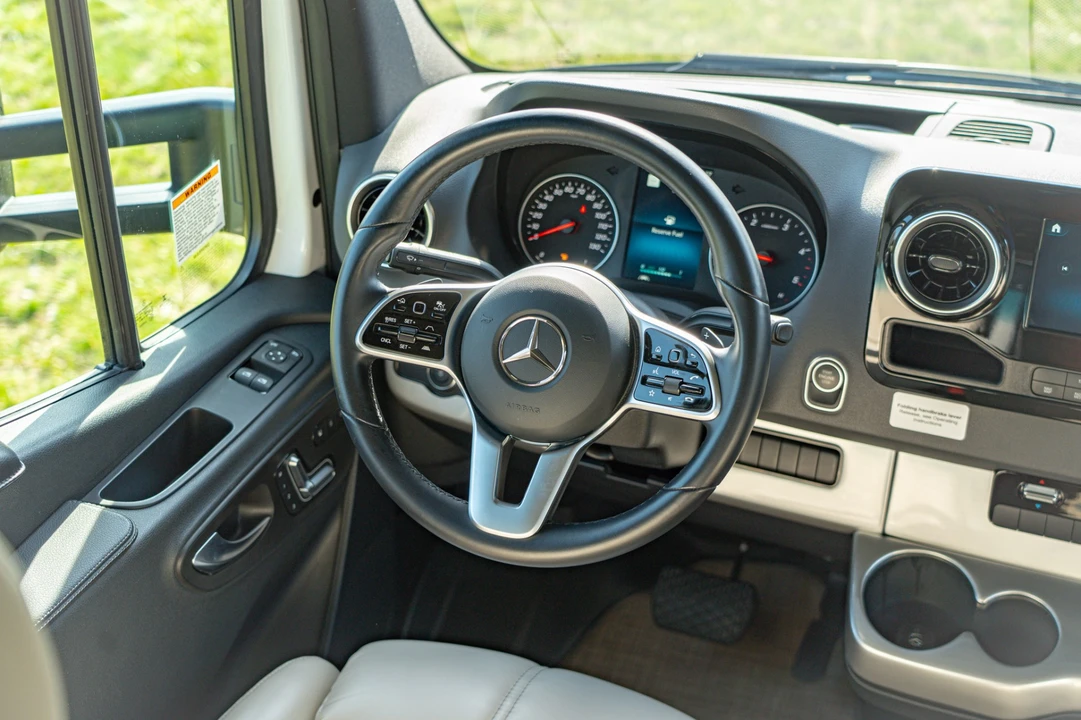 2022 Mercedes-Benz VS30 Sprinter - Image 5 of 8