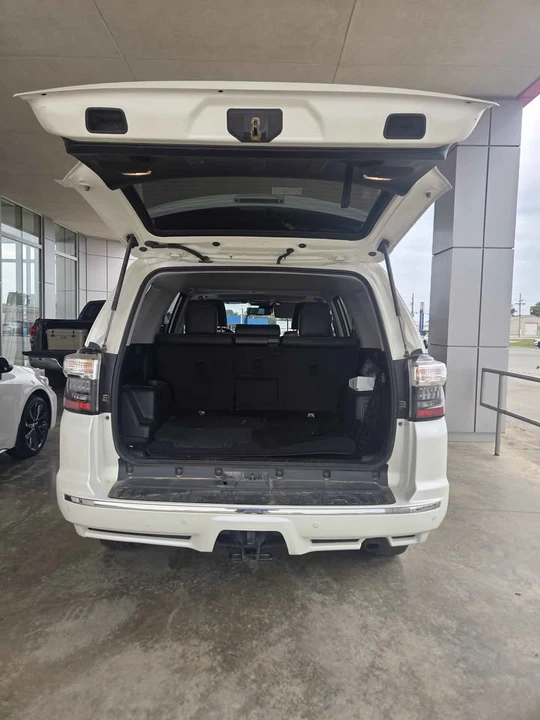 2022 Toyota 4Runner 5th Gen - Image 10 of 16