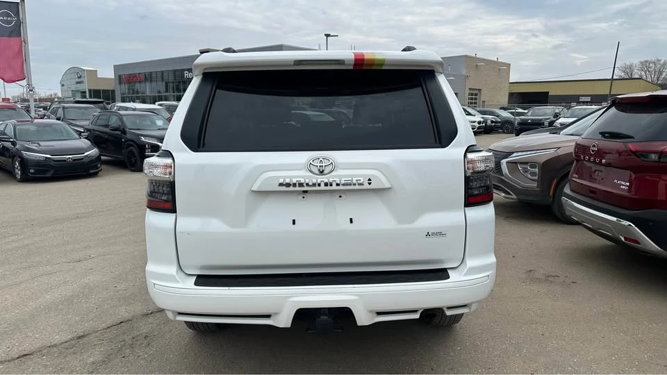 2022 Toyota 4Runner 5th Gen - Image 5 of 15