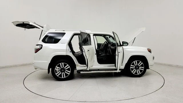 2022 Toyota 4Runner 5th Gen - Image 12 of 18