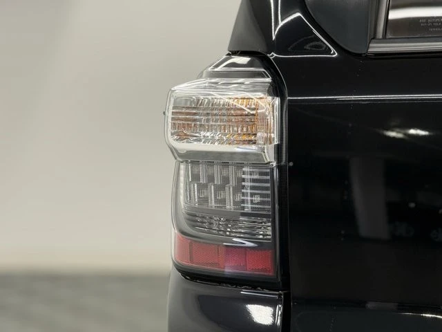 2022 Toyota 4Runner 5th Gen - Image 9 of 12