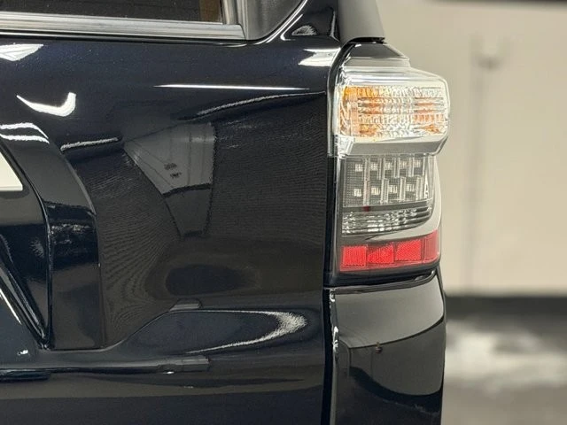 2022 Toyota 4Runner 5th Gen - Image 13 of 31