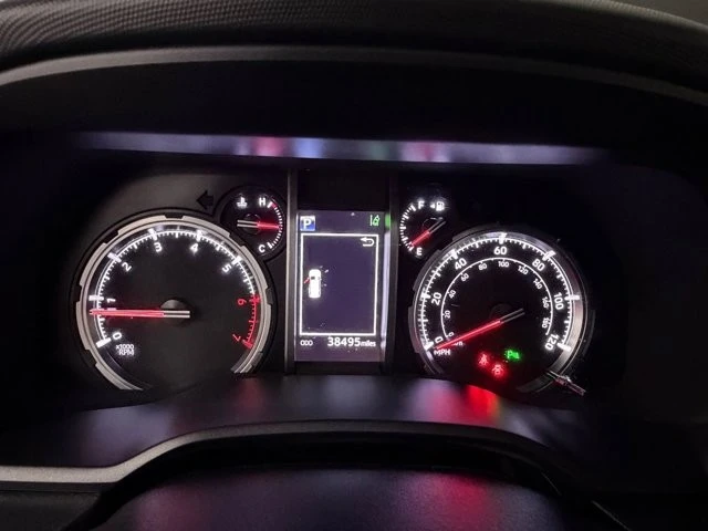 2022 Toyota 4Runner 5th Gen - Image 26 of 31