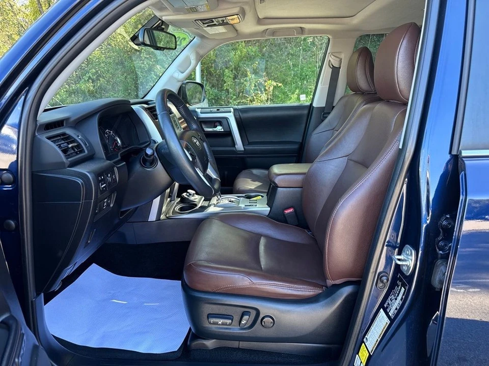 2022 Toyota 4Runner 5th Gen - Image 9 of 12