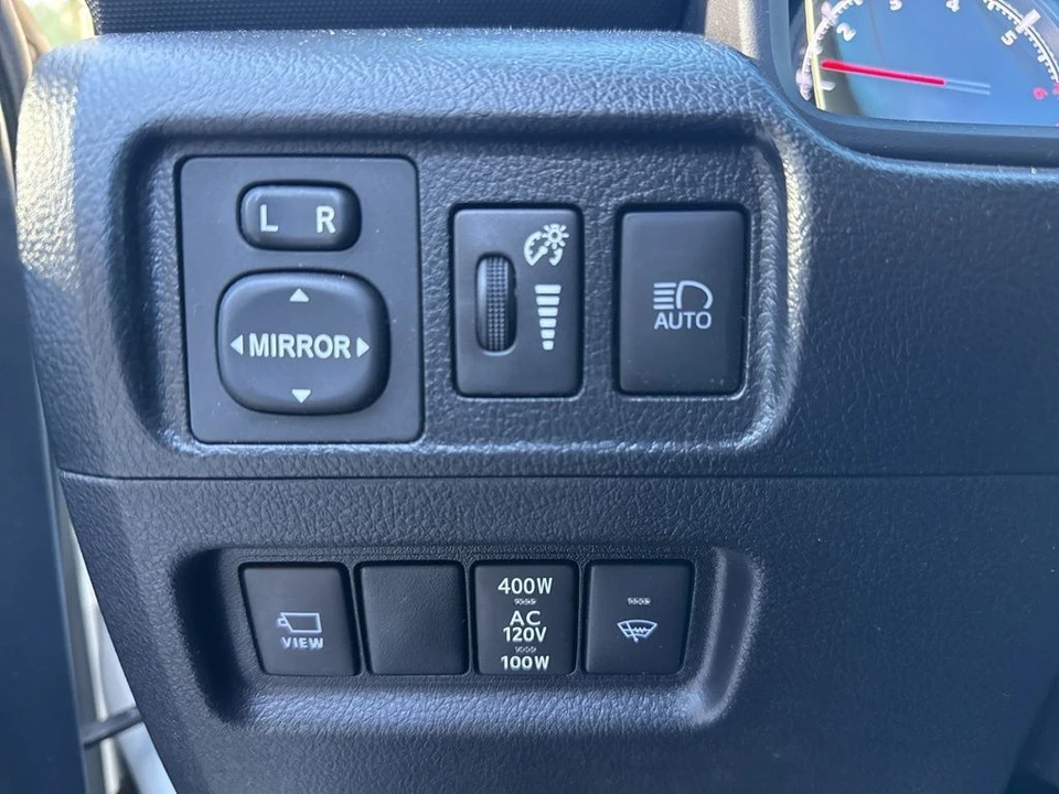 2022 Toyota 4Runner 5th Gen - Image 18 of 21