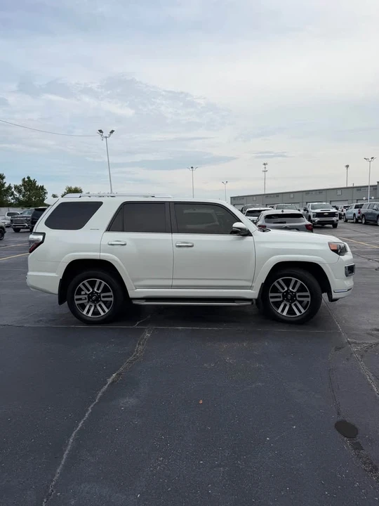 2022 Toyota 4Runner 5th Gen - Image 2 of 2