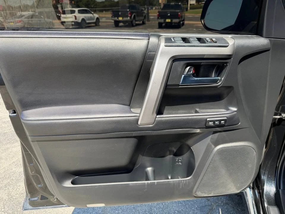 2022 Toyota 4Runner 5th Gen - Image 5 of 17