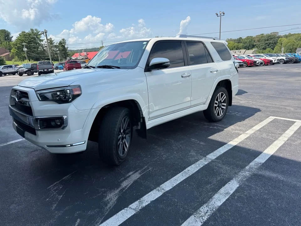2022 Toyota 4Runner 5th Gen - Image 3 of 9