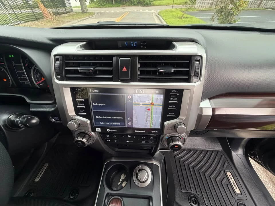 2022 Toyota 4Runner 5th Gen - Image 8 of 13