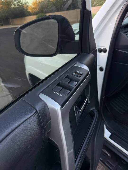 2022 Toyota 4Runner 5th Gen - Image 11 of 17