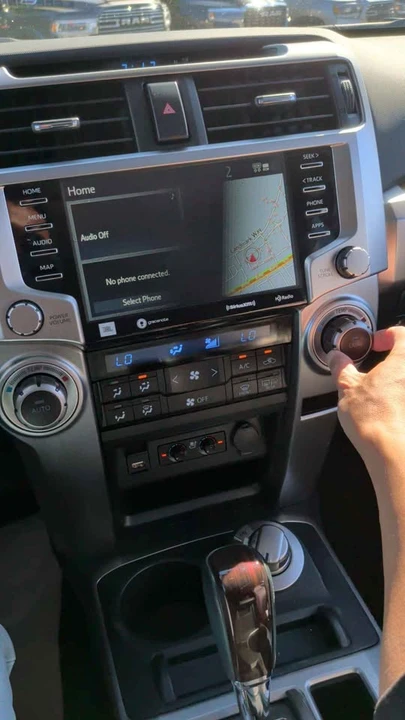 2022 Toyota 4Runner 5th Gen - Image 9 of 10