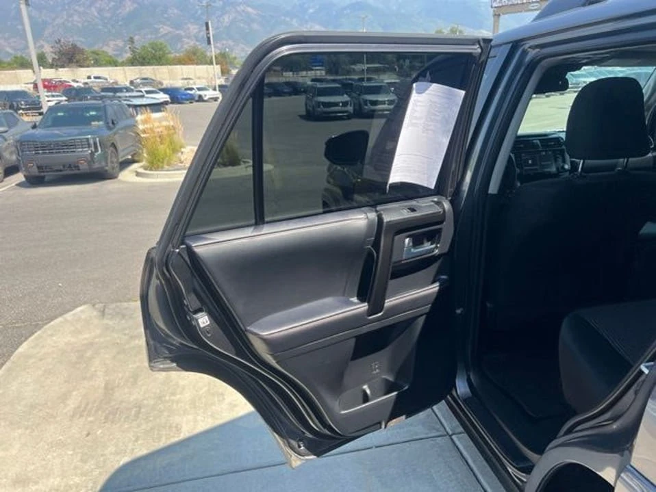 2022 Toyota 4Runner 5th Gen - Image 16 of 20