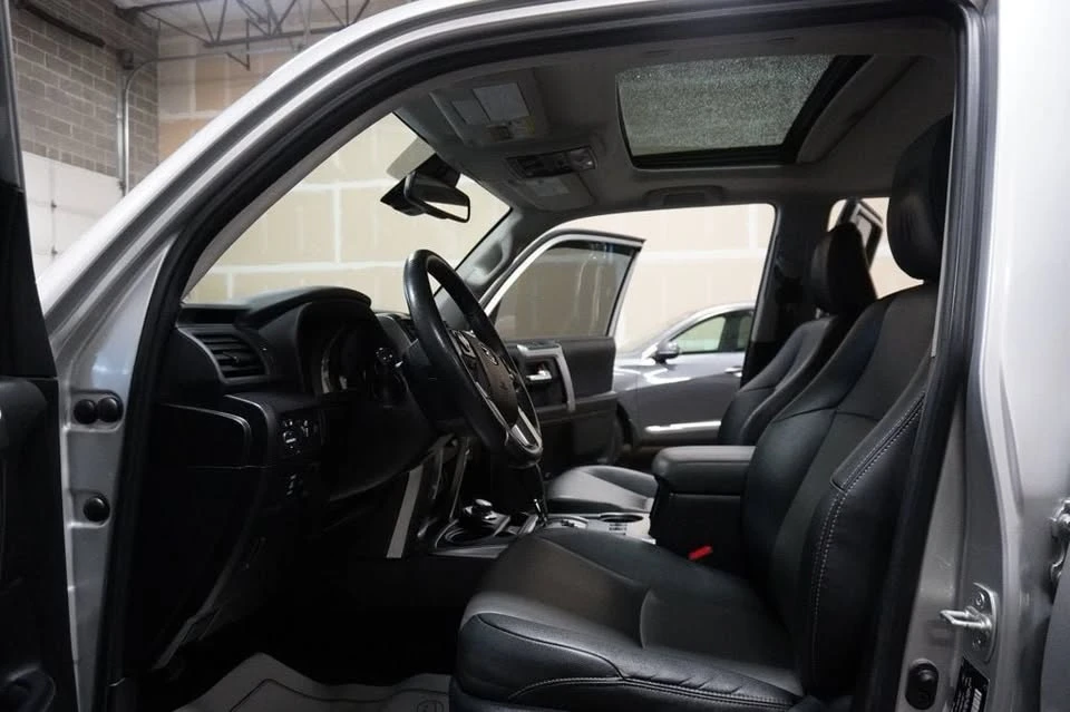 2022 Toyota 4Runner 5th Gen - Image 9 of 17